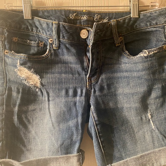 Women’s American Eagle Jean shorts-SZ6 - Picture 3 of 6